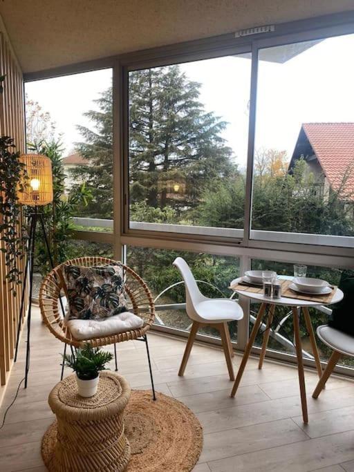 The Jungle Studio, Loggia & Parking Dans Residence 로만스수르아이져 외부 사진