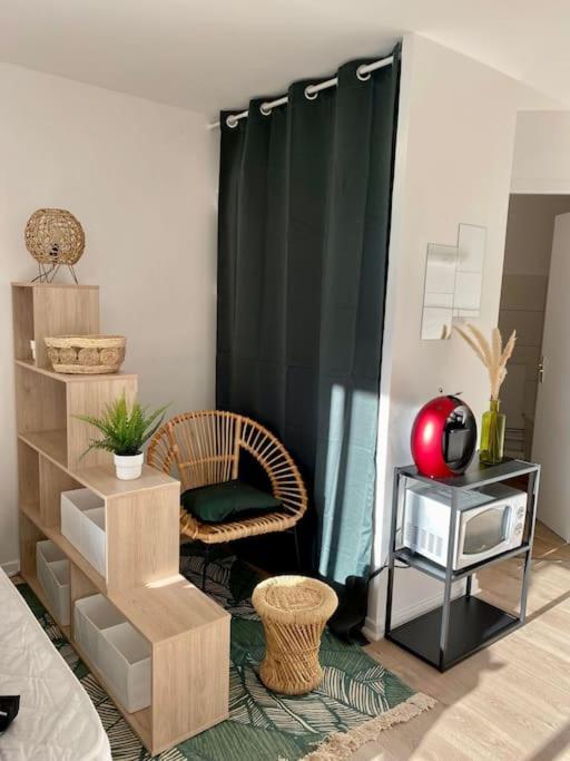 The Jungle Studio, Loggia & Parking Dans Residence 로만스수르아이져 외부 사진