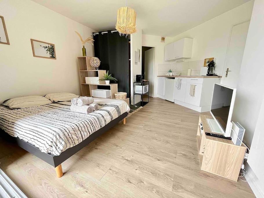 The Jungle Studio, Loggia & Parking Dans Residence 로만스수르아이져 외부 사진