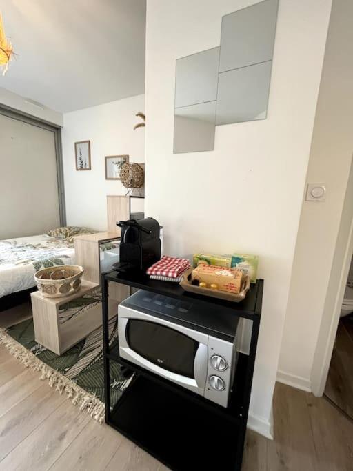 The Jungle Studio, Loggia & Parking Dans Residence 로만스수르아이져 외부 사진